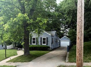 269 E Oak Grove Ave, Parchment, MI