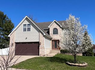 2656 Calaveras Dr, Valparaiso, IN