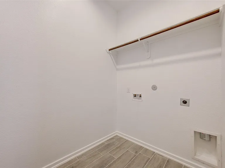 4203 Maple Glen Dr — Photo 27