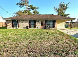 2613 Mary Ann Dr, Sulphur, LA 70663