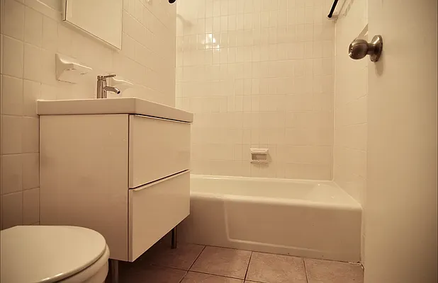 Rented by Building Equity Real Estate LLC | media 10