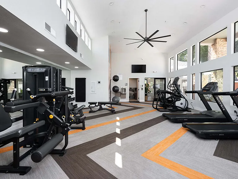 92Forty Scottsdale — Photo 19