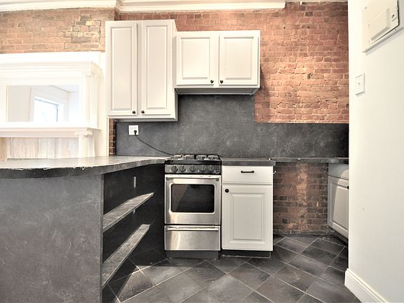 3rd image of 206 Washington Park APT 7