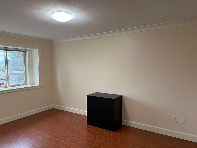 Burnaby House for rent - 4 Bedrooms — photo 5