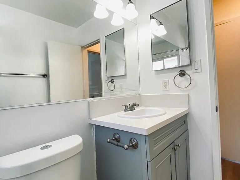 15114 Dickens St. — Photo 11