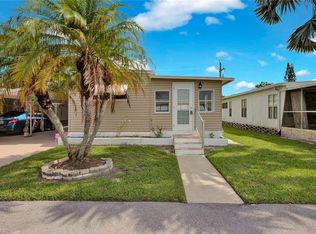 31 Enchanting Blvd UNIT E, Naples, FL 34112