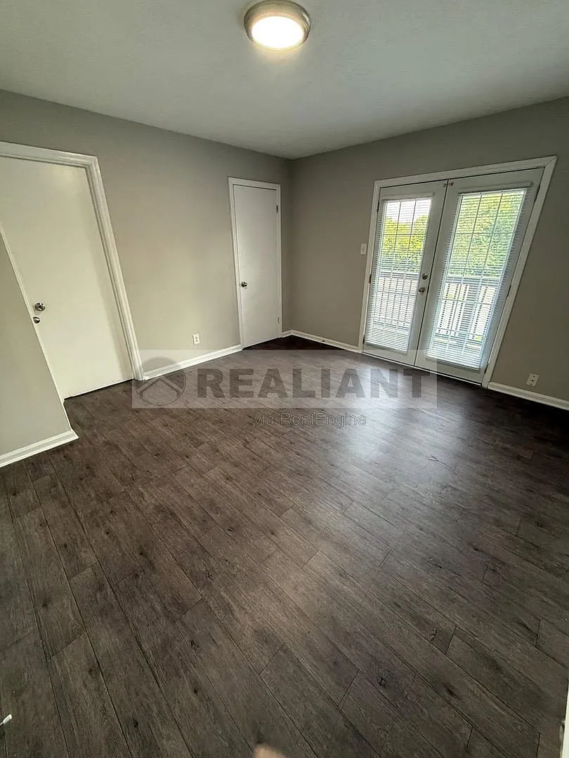 1 bed, 1.0 bath, 600 sqft, $720 — Photo 1