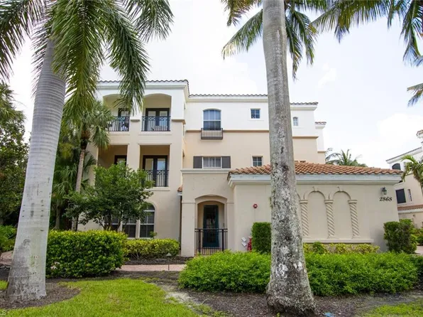 2868 Tiburon Blvd E APT 102, Naples, FL 34109
