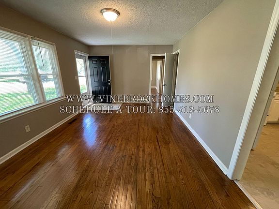 5th image of 9110 Richards Dr