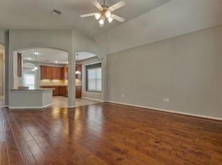 10022 Elkwood Glen Ln, Tomball, TX 77375
