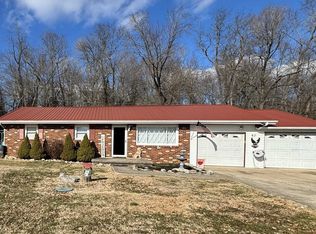 97 Mi Lew Dr, Ironton, OH 45638