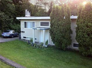 11335 Glen Avon Dr, Surrey, BC V3R4Y4