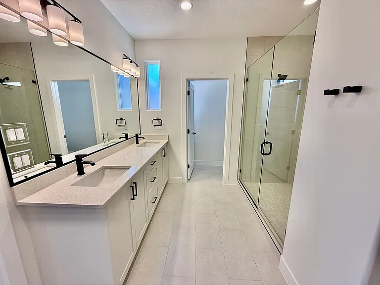 4252 E El Capitan Way — Photo 14