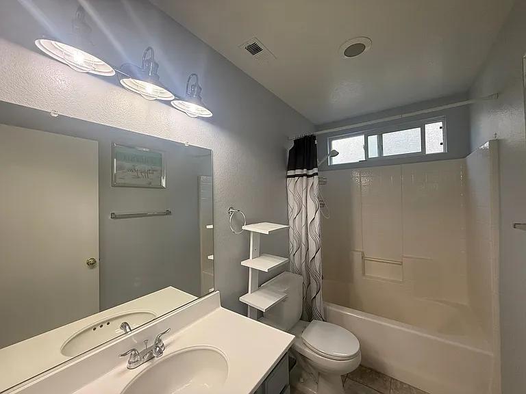 45719 Caledonia Ct — Photo 15