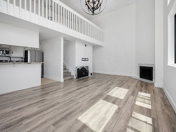 5th image of 19 Sunset Ave #3