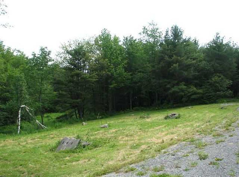 3rd image of 265 GATES HILL Road