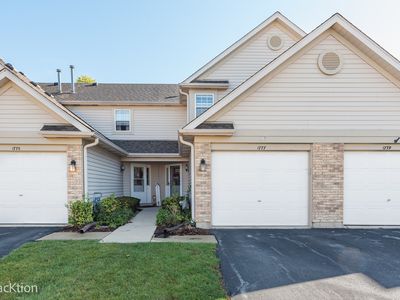 1777 Nature Ct, Schaumburg, IL, 60193