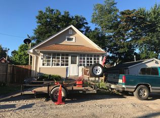 513 Phoenix Ct, Aurora, IL 60505