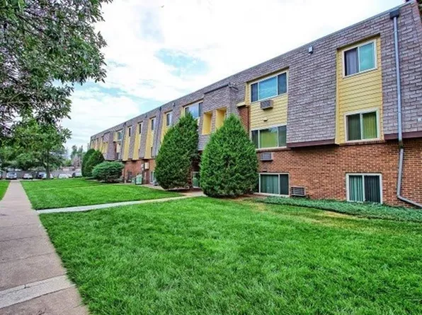 Laredo House Apartments