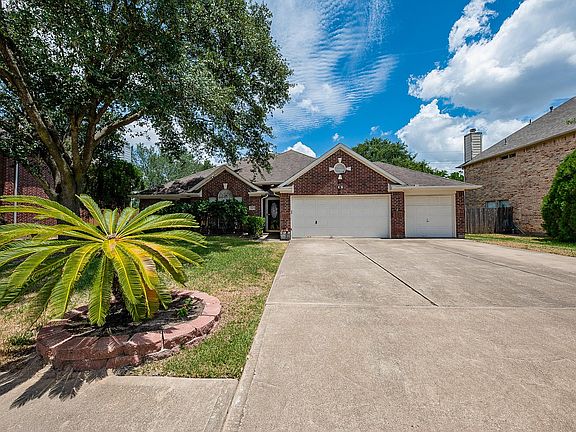 2nd image of 5423 Mountain Forest Dr