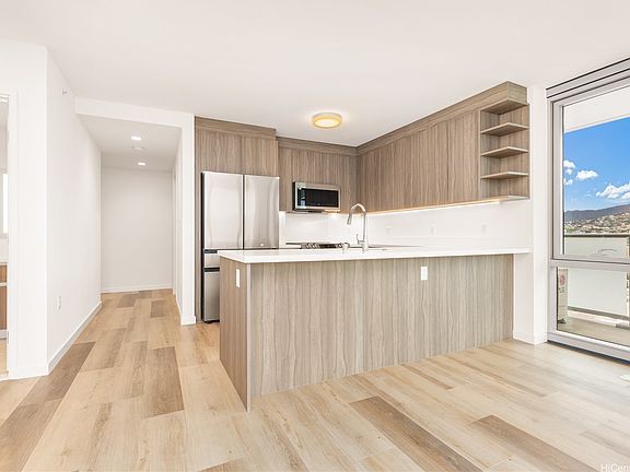 4th image of 1515 Liona St #2211