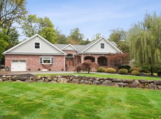 11 Starlight Dr, Morristown, NJ 07960