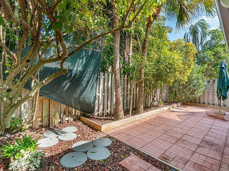5539 Eton Ct — Photo 29