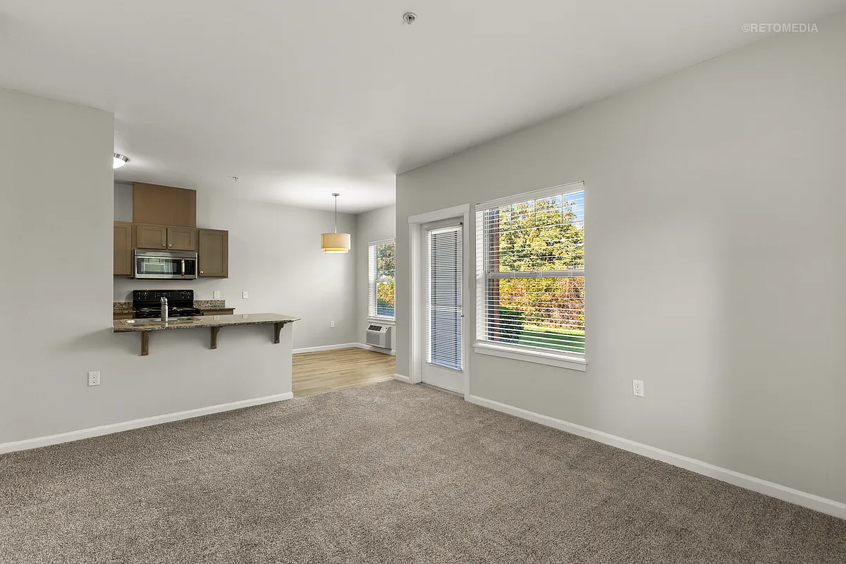 Building Photo - Keizer Station Apartments