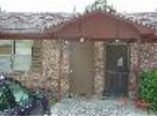 937 Live Oak Dr, Hinesville, GA 31313