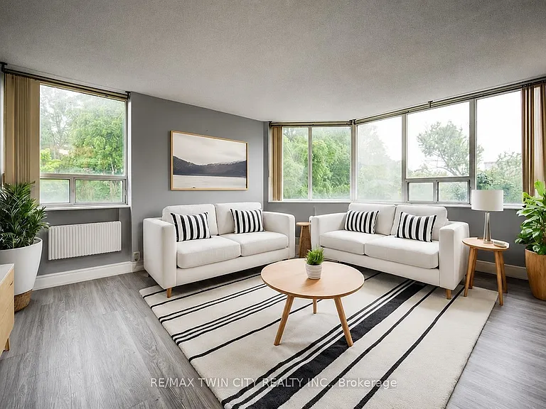 3227 King St E #503 — Photo 22
