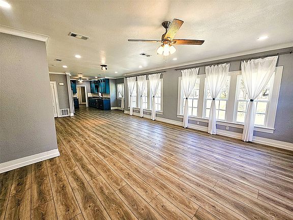 4th image of 508 S Ross Ave