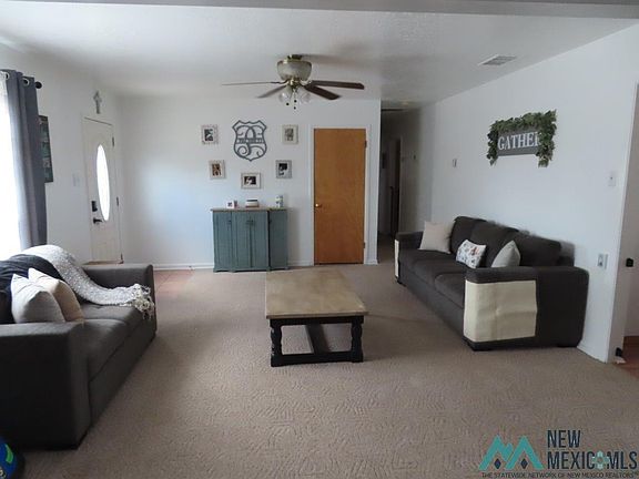 2nd image of 1400 Estancia Ave