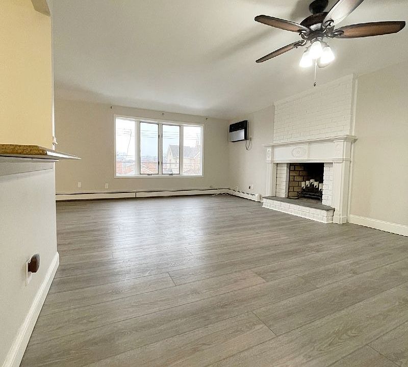 1st image of 151-24 19th Ave #2