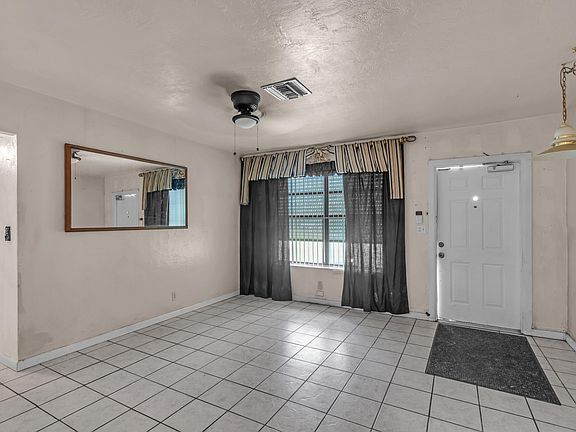 5th image of 7831 NW 30th Street