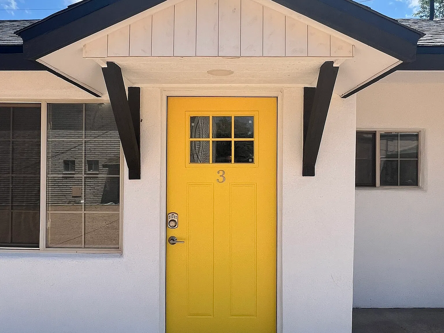 1 bed, 300 sqft, $1,295 — Photo 1