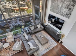 1100 Wilshire Blvd APT 1701, Los Angeles, CA 90017