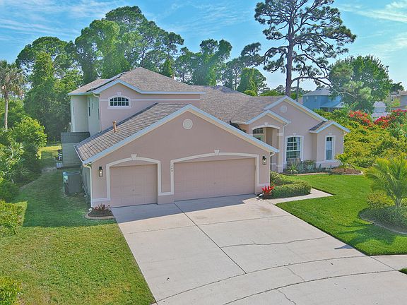 3rd image of 269 Tunbridge Dr