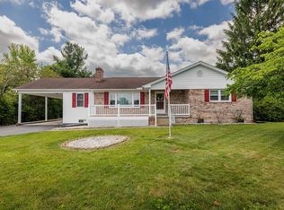231 Howardsville Tpke, Stuarts Draft, VA 24477