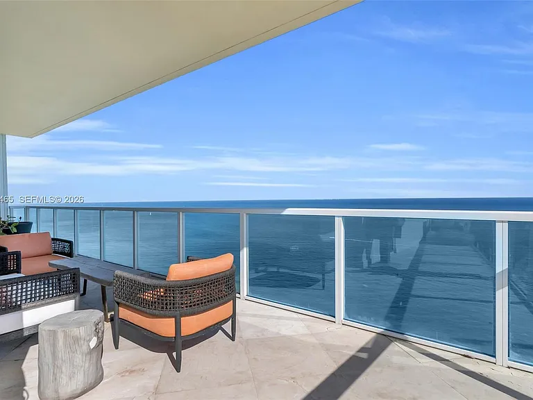 16699 Collins Ave #4202 — Photo 11