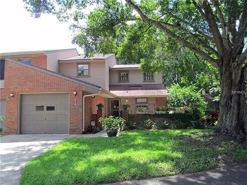 1st image of 532 Lake Carolyn Cir