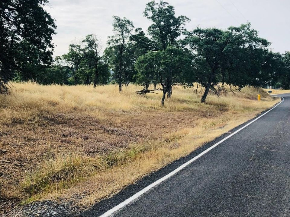 2nd image of 3261 Quail Hill Rd