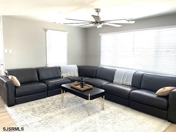 2nd image of 9401 Winchester Ave Floor 2