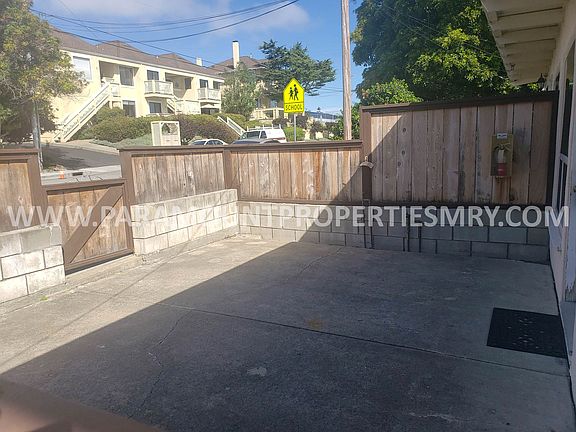 3rd image of 556 Laine St
