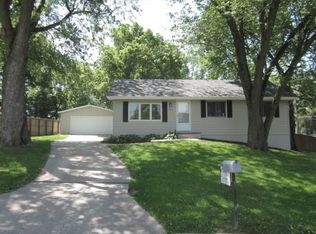 220 Leland Ave, Des Moines, IA 50315