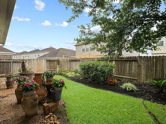 5th image of 19527 Gentle Creek Way
