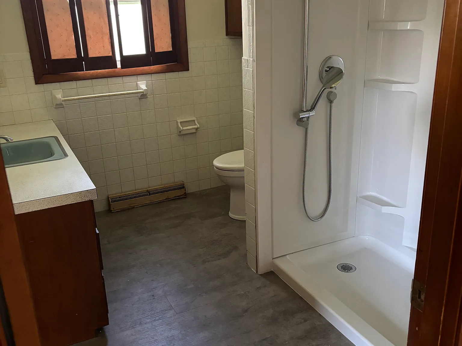 3 bed, 1202 sqft, $2,200 — Photo 2