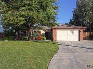 5808 San Pierre Ct, Bakersfield, CA 93308