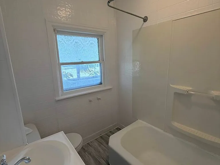 170 Lancaster St — Photo 11
