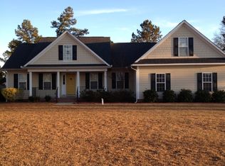 465 Booth Pond Rd, Raeford, NC 28376