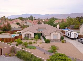 20399 Pah Ute Rd, Apple Valley, CA 92308